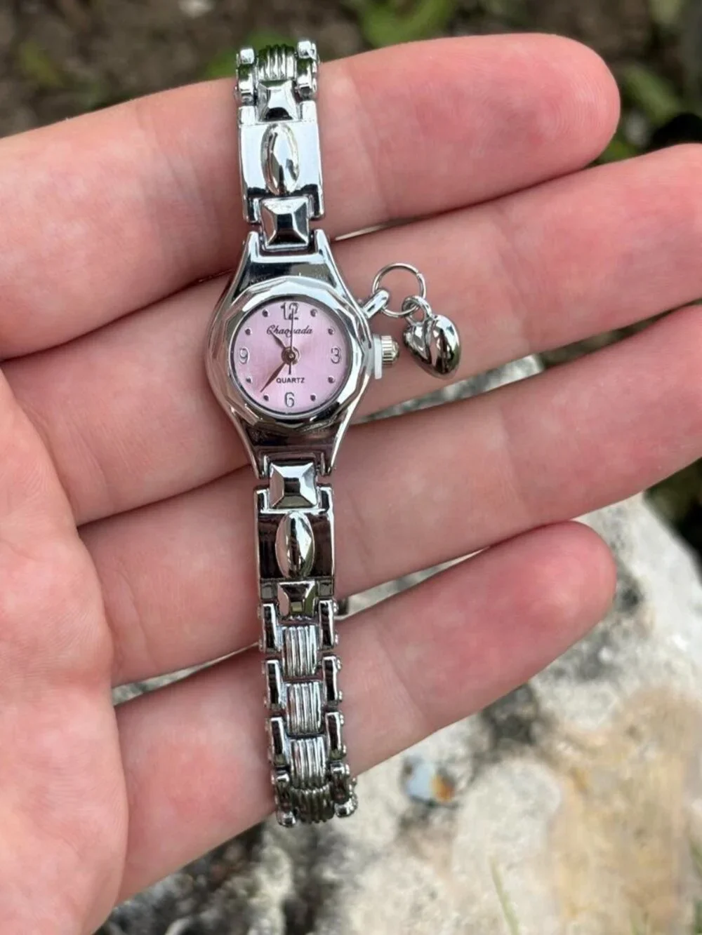 Silver Tone Heart Dangle Bracelet Watch Preppy Y2K OS